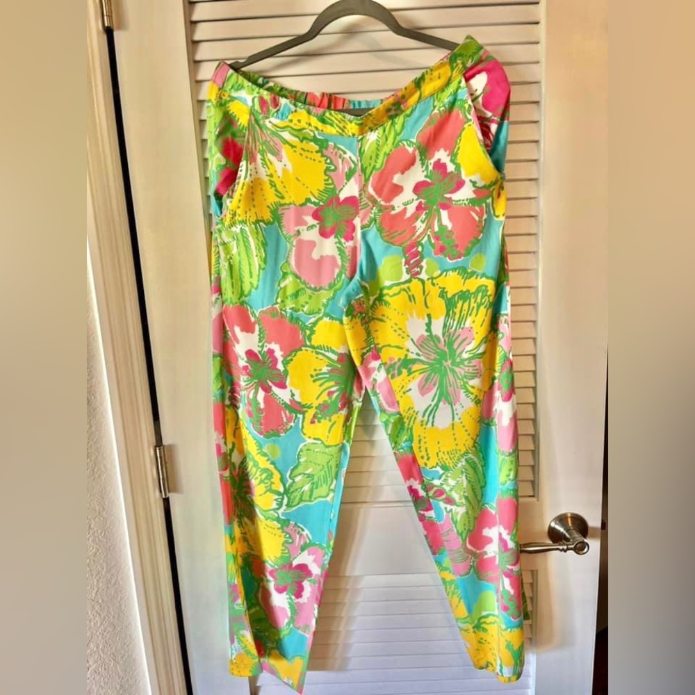 Lilly Pulitzer Palazzo Pants Large, 30.5” inseam, freshly dry cleaned, EUC